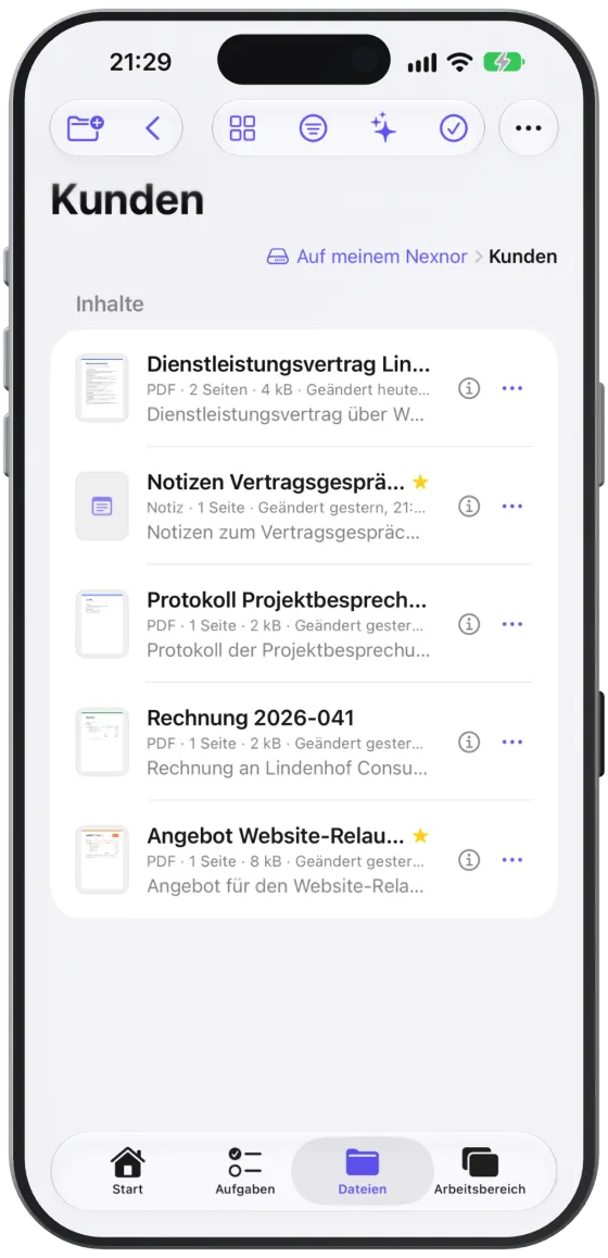 Der Bereich „Dateien“ auf dem iPad: links die Seitenleiste mit Ordnerbaum und Tags, rechts der Inhalt eines Ordners.