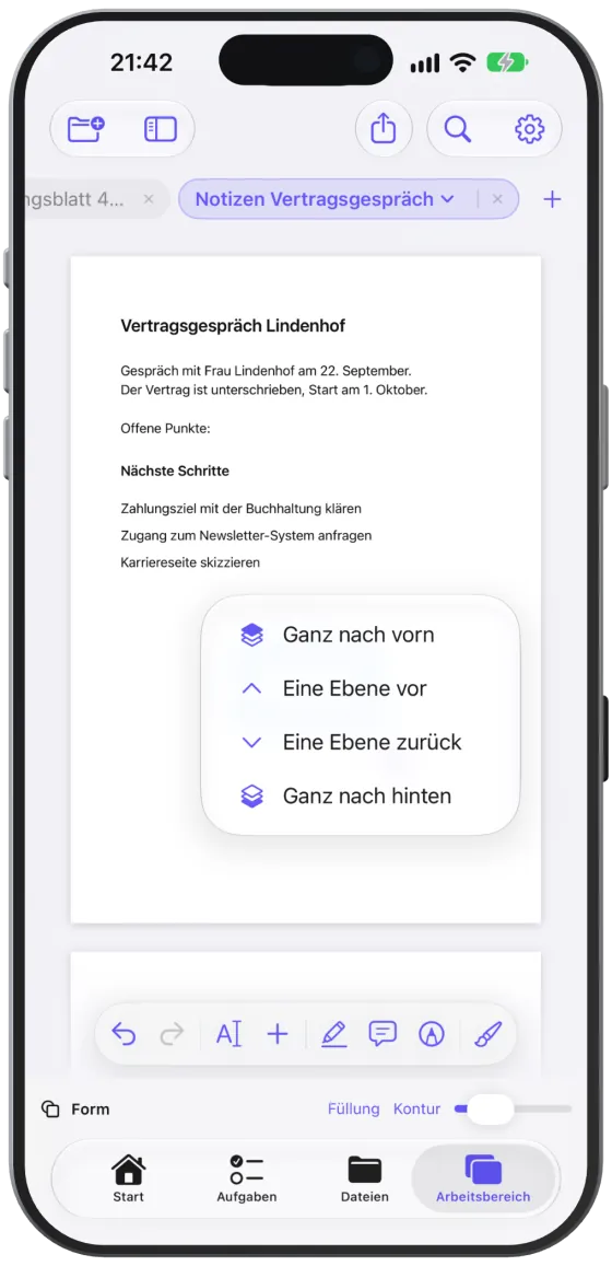 Eine Form im Wackelmodus mit geöffnetem Menü „Ebenen“.