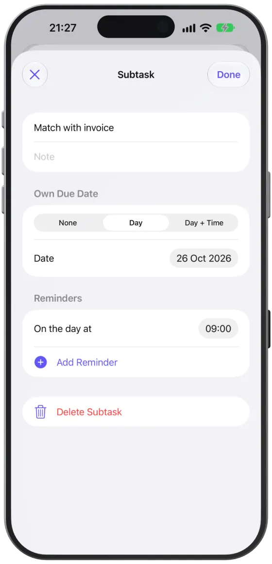 The “Add Reminder” menu with presets matching the due date and “Fixed Time …”.